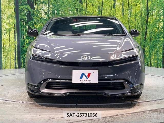 Toyota PRIUS 2023-04 313485-14
