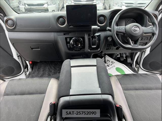 Nissan Caravan 2021-11 317380-3