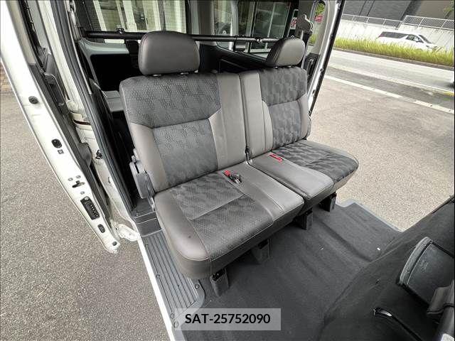 Nissan Caravan 2021-11 317380-7