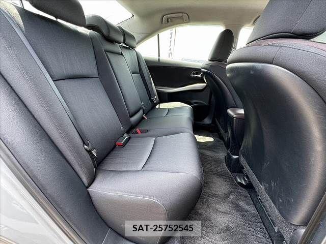 Toyota SAI 2015-04 284022-17