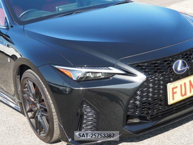 Lexus IS 2021-06 354102-7