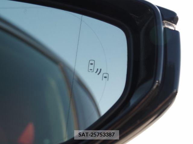 Lexus IS 2021-06 354102-21