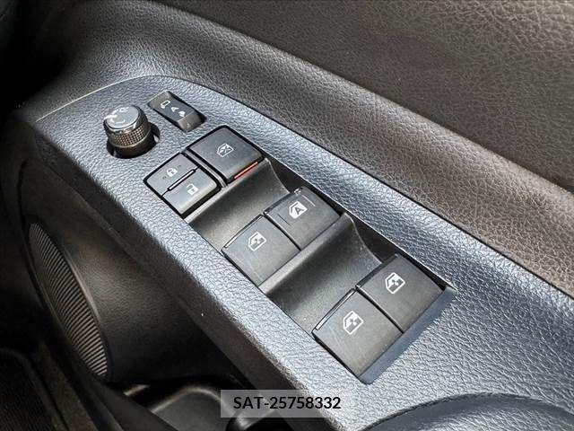 Toyota SIENTA 2019-04 329539-23