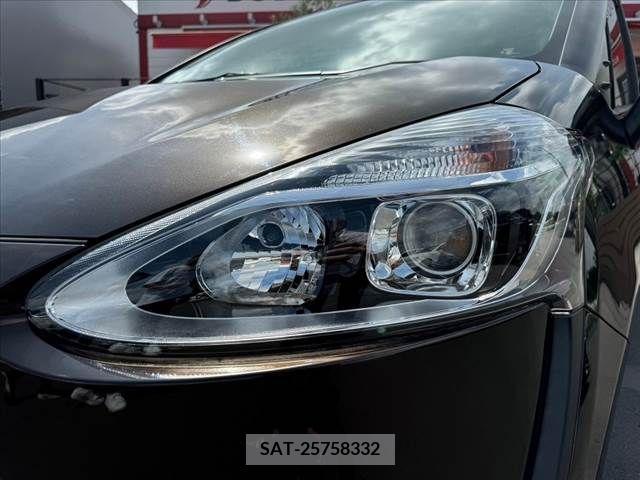 Toyota SIENTA 2019-04 329539-29
