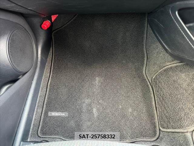Toyota SIENTA 2019-04 329539-27