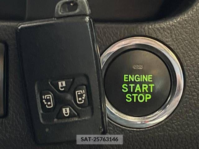 Toyota VOXY 2011-10 370316-5