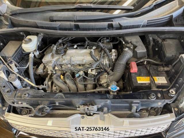 Toyota VOXY 2011-10 370316-17