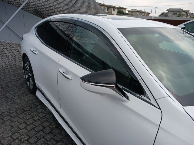 Lexus LS 2018-02 26729-4