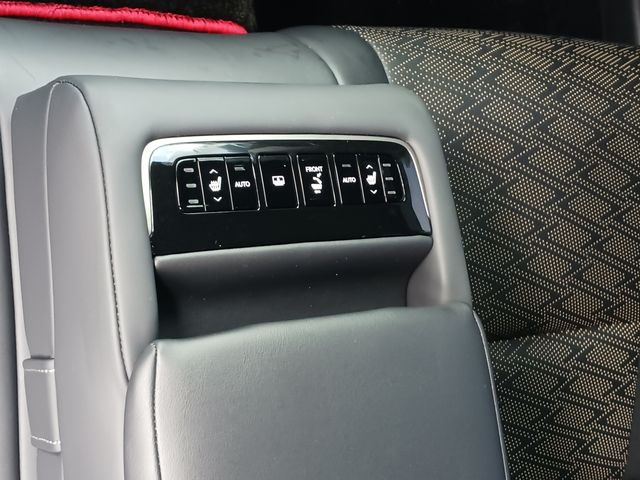 Lexus LS 2018-02 26729-25