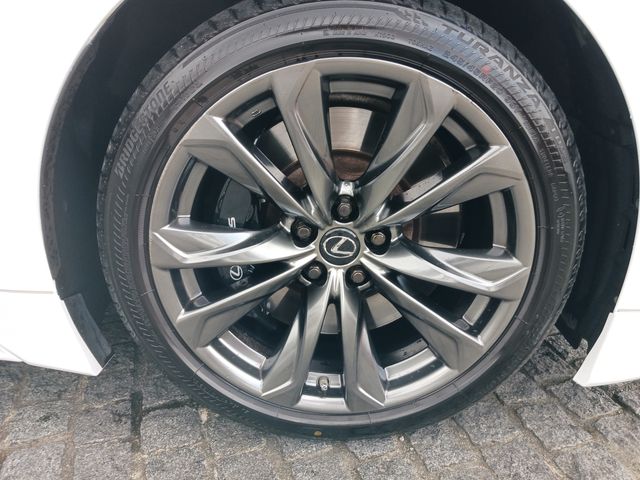 Lexus LS 2018-02 26729-7