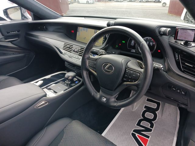 Lexus LS 2018-02 26729-9