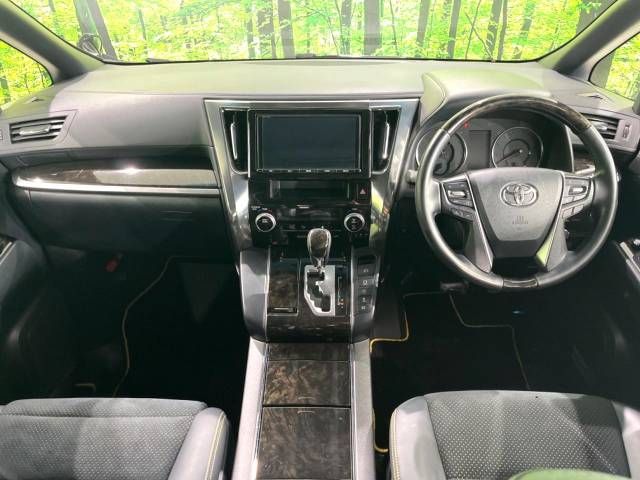 Toyota VELLFIRE 2018-02 11638-1