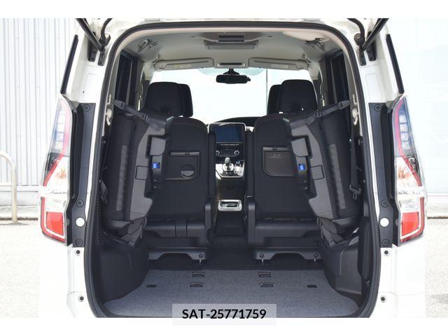 Nissan SERENA 2020-04 284227-24