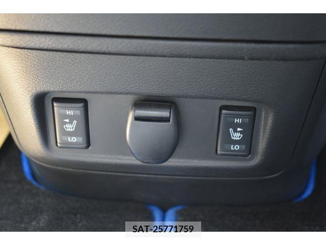 Nissan SERENA 2020-04 284227-11