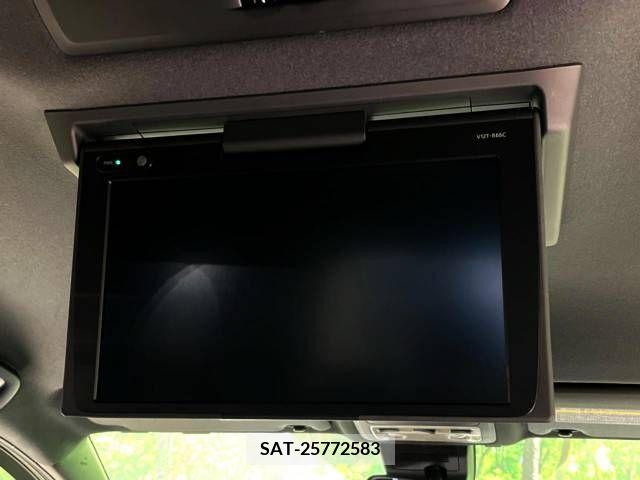Toyota VOXY 2017-10 321537-3