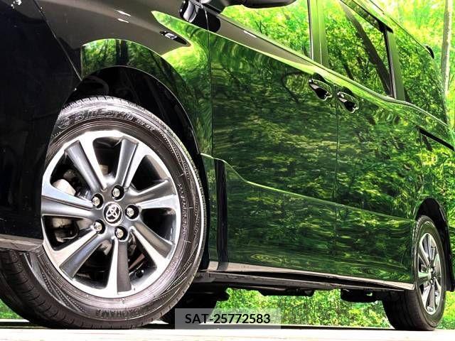 Toyota VOXY 2017-10 321537-11