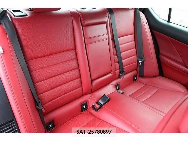 Lexus IS 2021-05 216370-13