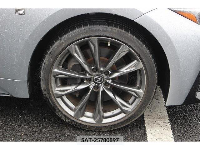 Lexus IS 2021-05 216370-9