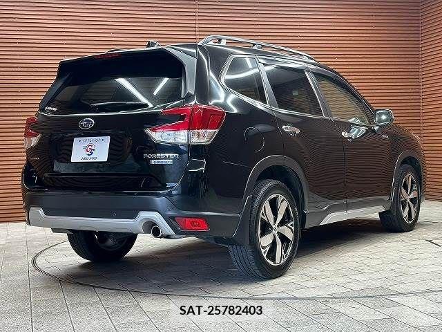 Subaru FORESTER 2019-04 270127-16