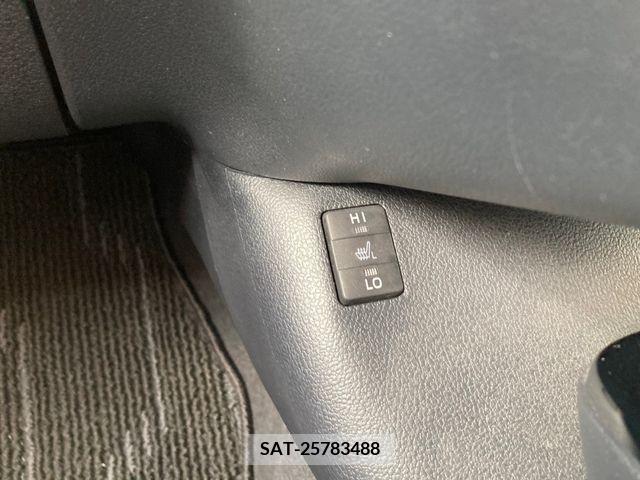 Toyota PRIUS PHV 2017-04 250845-18