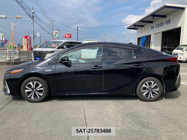 Toyota PRIUS PHV 2017-04 250845-1