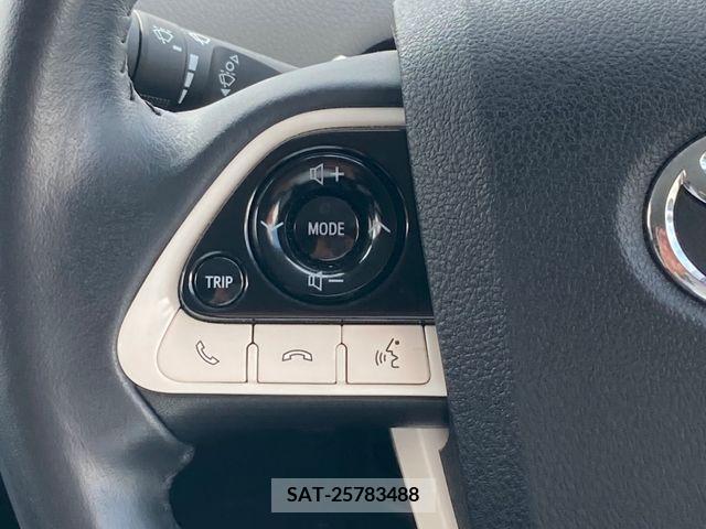 Toyota PRIUS PHV 2017-04 250845-12
