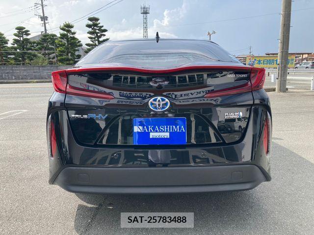 Toyota PRIUS PHV 2017-04 250845-3