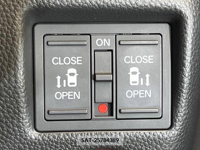 Honda N BOX CUSTOM 2018-12 210992-5