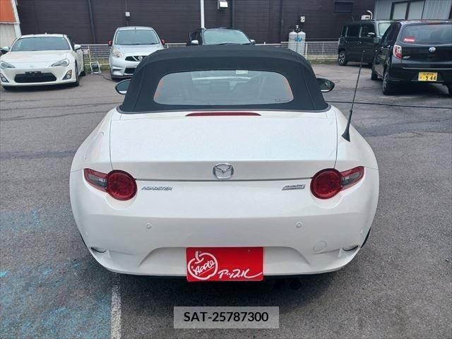 Mazda ROADSTER 2018-09 367263-14
