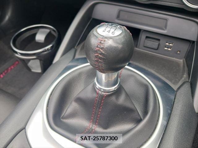 Mazda ROADSTER 2018-09 367263-29