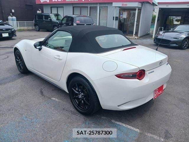 Mazda ROADSTER 2018-09 367263-16