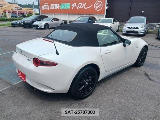 Mazda ROADSTER 2018-09 367263-15