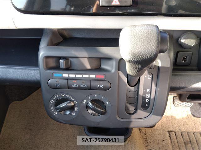 Nissan MOCO 2015-03 277794-19
