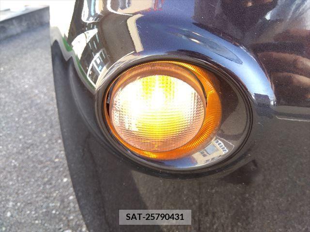 Nissan MOCO 2015-03 277794-4