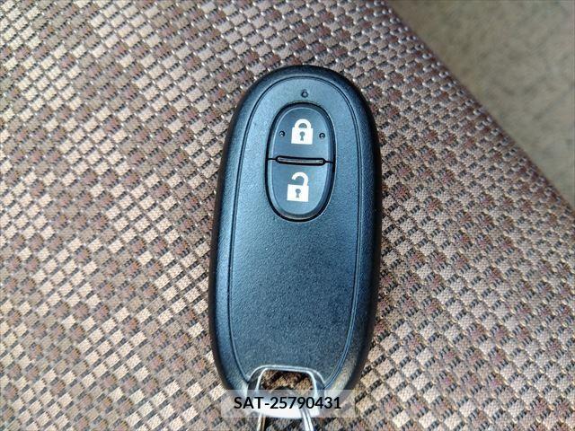 Nissan MOCO 2015-03 277794-26