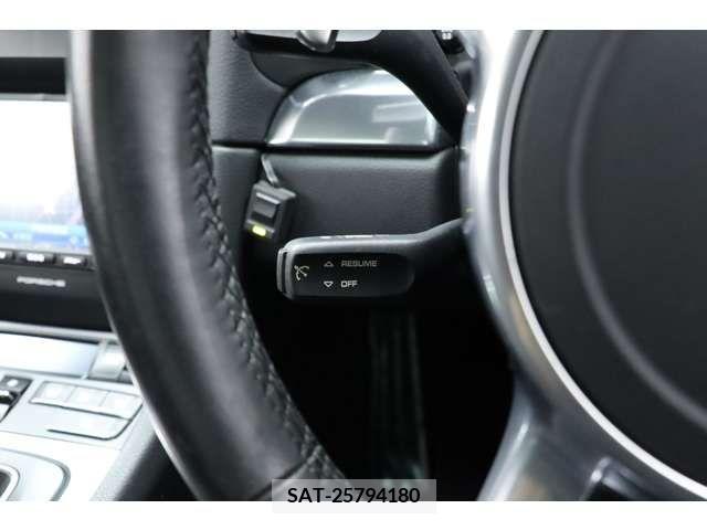 Porsche 911 2015-10 320043-17