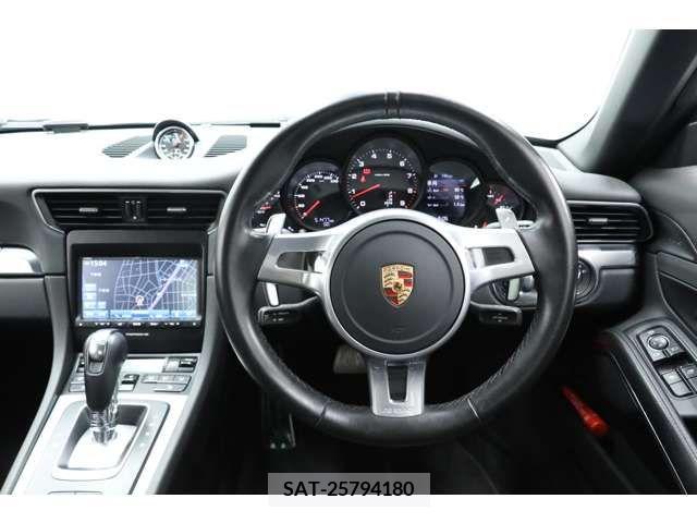 Porsche 911 2015-10 320043-16