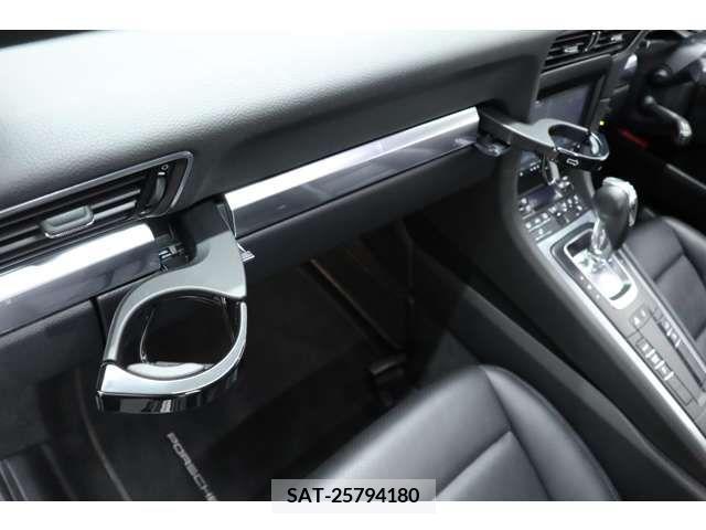 Porsche 911 2015-10 320043-14