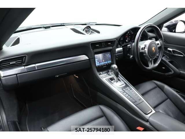 Porsche 911 2015-10 320043-13