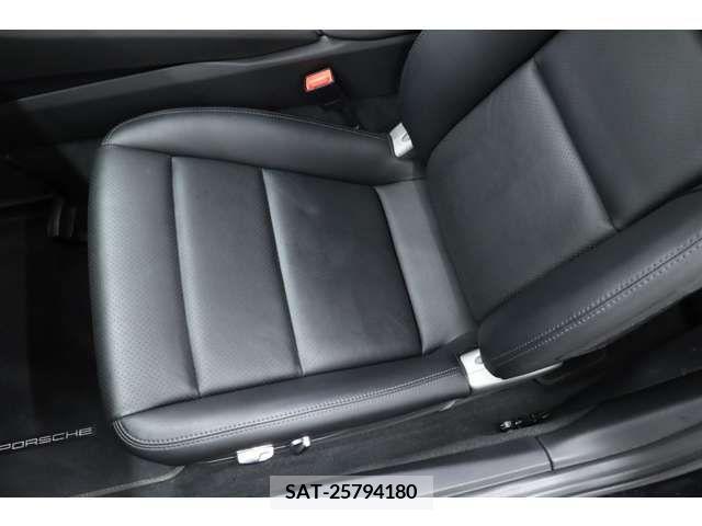 Porsche 911 2015-10 320043-11