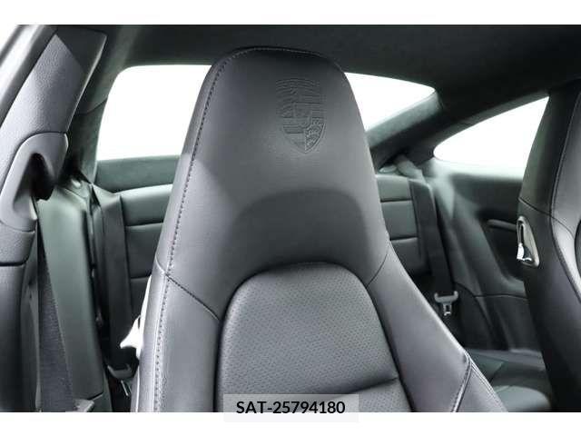 Porsche 911 2015-10 320043-2
