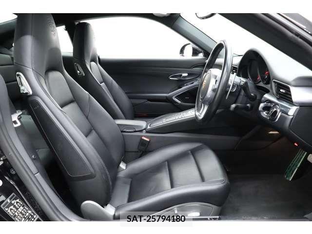 Porsche 911 2015-10 320043-1