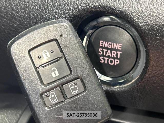 Toyota SIENTA 2016-09 298351-7
