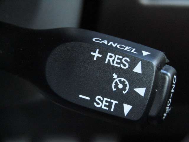 Lexus IS 2010-11 16644-8