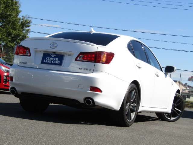 Lexus IS 2010-11 16644-2