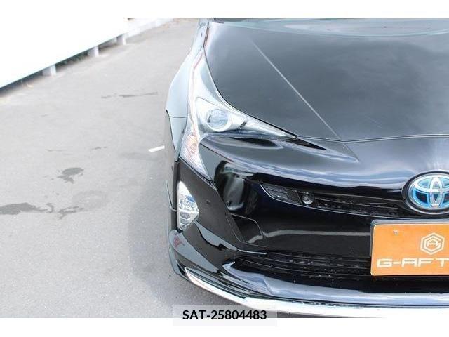 Toyota PRIUS 2016-01 366656-9