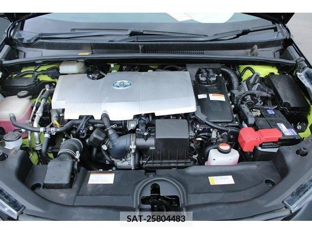 Toyota PRIUS 2016-01 366656-18