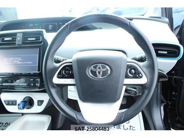 Toyota PRIUS 2016-01 366656-15