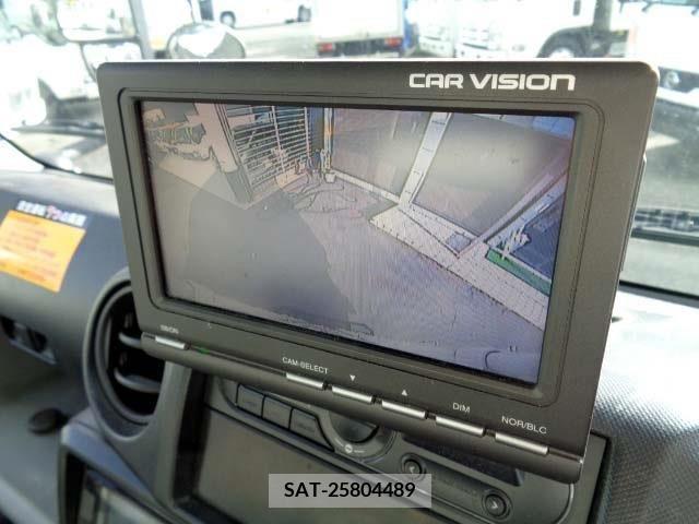 Hino DUTRO 2018-06 203345-6