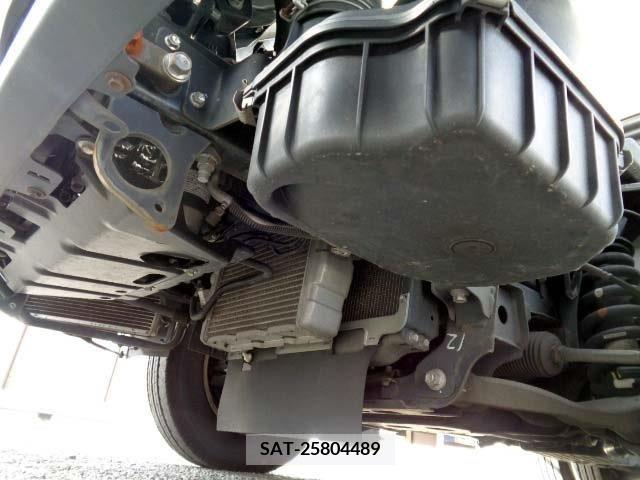 Hino DUTRO 2018-06 203345-16